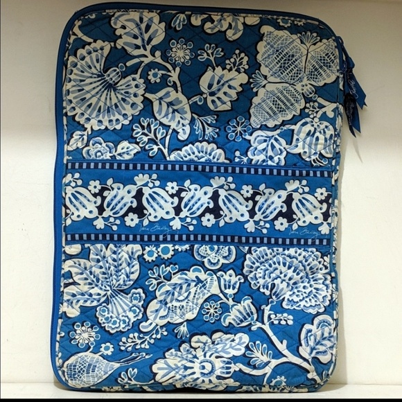 Vera Bradley Blue Lagoon Laptop Case - Picture 7 of 8